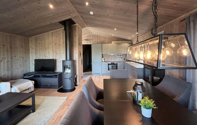Stunning home in Gålå with WiFi