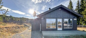 Stunning home in Gålå with WiFi