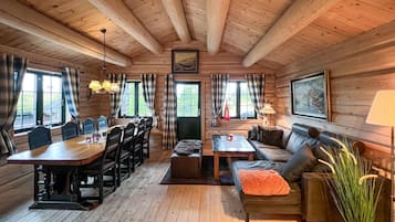 المنشأة من الداخل