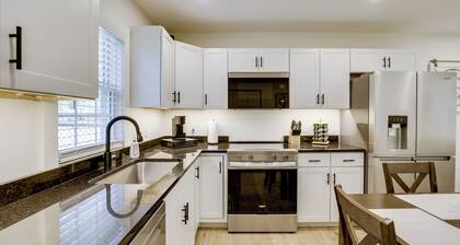 Wooded Retreat w/ Pet-Friendly Yard in Standish