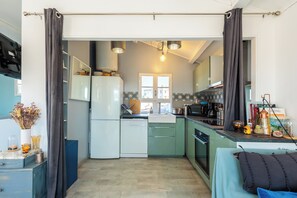 Fridge, microwave, oven, dishwasher