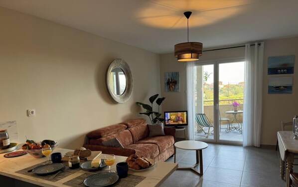 TV