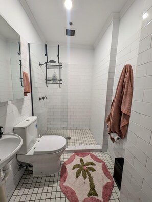 Handtücher, Toilettenpapier