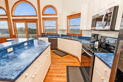 SEMI-OCEANFRONT, Wild Horses, Private Pool-4x2238, Finally Here