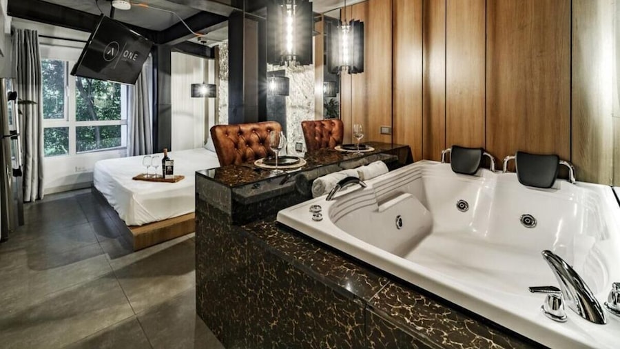 One Apartments Laureles