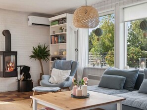 Interior - 5 Star Holiday Home in Dronningmolle (Dronningmolle)