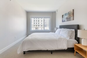 1 chambre, bureau, fer et planche à repasser, Wi-Fi gratuit