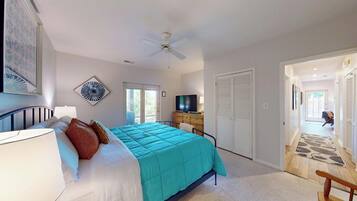 5 bedrooms, iron/ironing board, WiFi, bed sheets