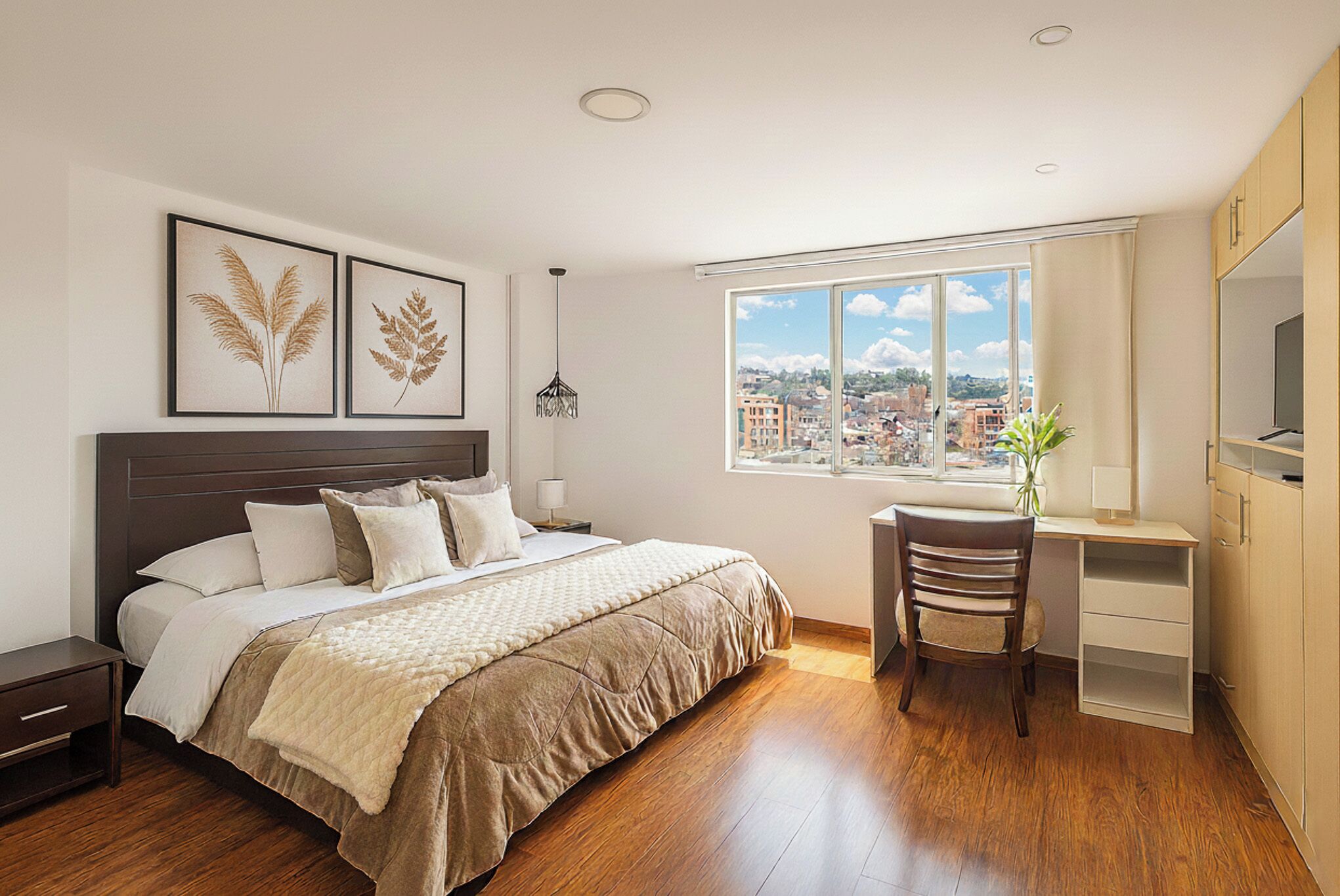 2 slaapkamers, een strijkplank/strijkijzer, internet, beddengoed