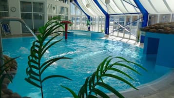 Maison | Piscine | Piscine couverte, piscine extérieure