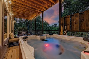 Unclassified image, 3 of 39, button - Prime Location+Game Rm+Hot Tub+Mountain View+XBox (Sevierville)