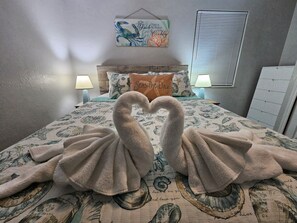 2 عدّة غرف نوم ومكتب ومكواة/لوح كي وواي فاي مجانًا