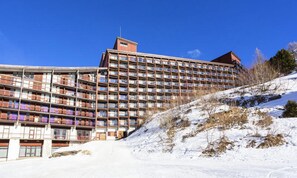 Exterior - Holiday Home in Arc Near Ski Slopes (Bourg-Saint-Maurice)