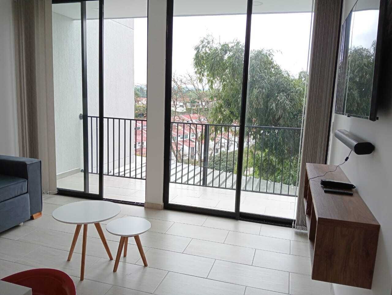 Smart-TV, Tischfußball, Tischtennisplatte, Stereoanlage