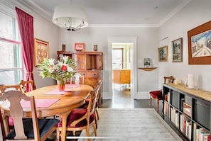 Dining - Charming Century Home - Easy stroll to restaurants, parks, schools, transit (Toronto)