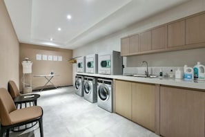 Laundry room - Atour Hotel(Beijing International Trade Red Scarf Bridge) (Beijing)
