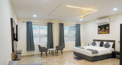 Madhura Luxury Hotels & Banquets