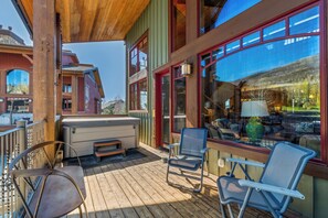 Terrace/patio - Cimarron #15 - walk to base, winter ski shuttle, private deck spa, Mountain views! (Steamboat Springs)