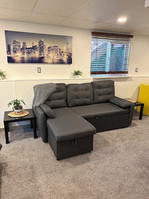 Smart TV, music library - The Cozy Nest (Englewood)