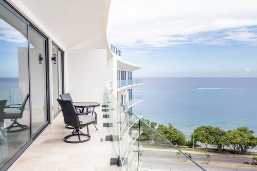 Sea View Getaway Cozumel - Top Floor