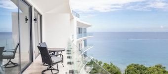 Sea View Getaway Cozumel - Top Floor