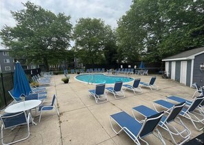 Pool - Stay Anytime! 2+ Night Rentals Allowed Year-Round in This Like-New Second Floor Condo (Rehoboth Beach)