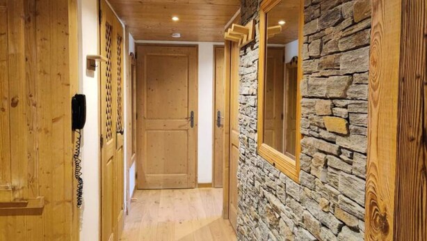 Interior - THE Gypsum Chalets C09 (Les Belleville)