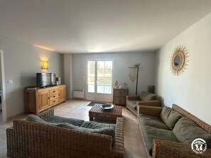 Living area - Le Carignan - SIRAN - Gîte (SIRAN)