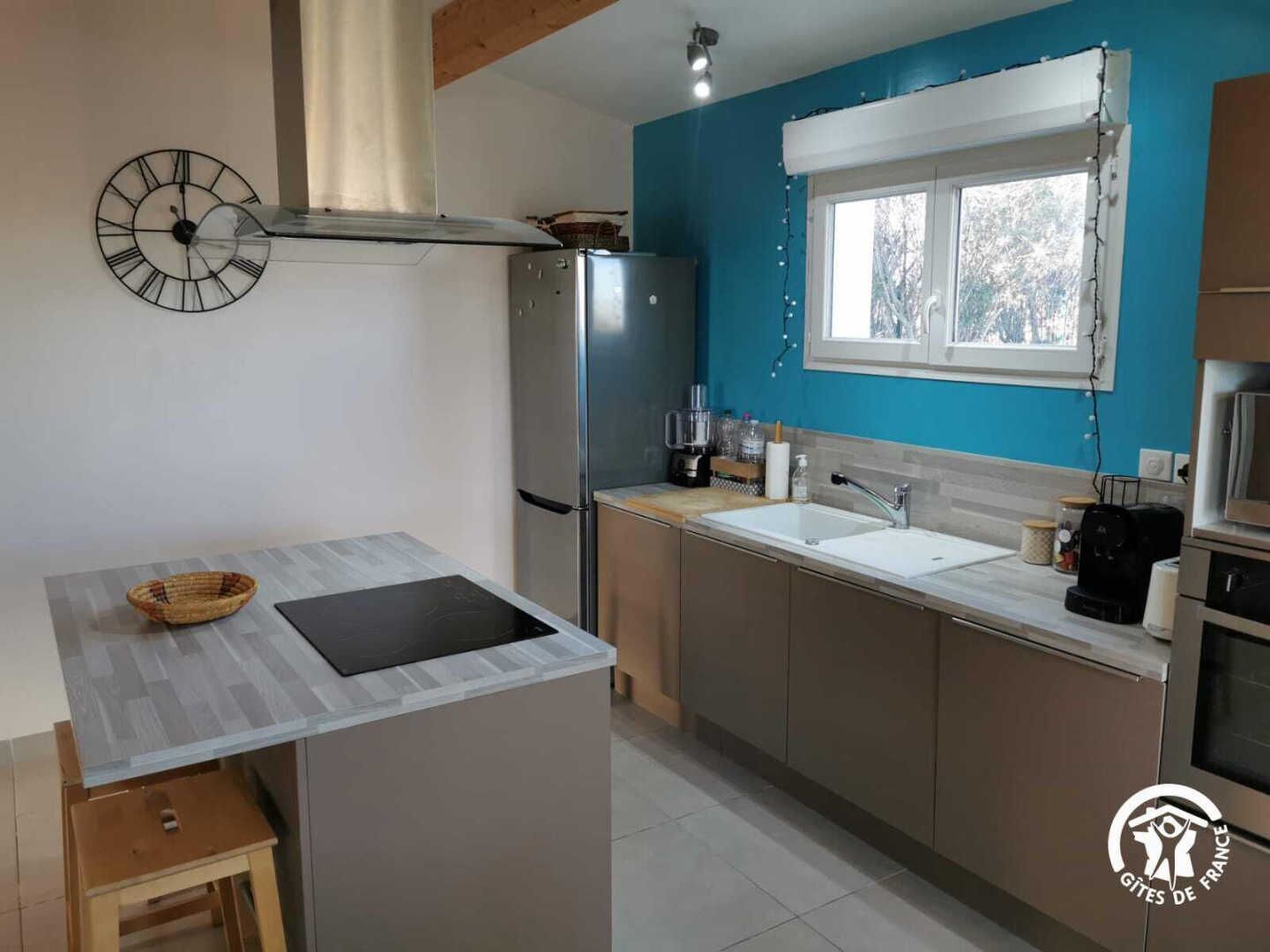 Horno, lavavajillas, cafetera o tetera y tostadora