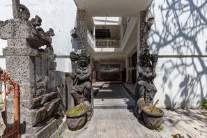 Unclassified image, 3 of 14, button - Ozz Hotel Kuta Bali manage by Ozz Group (Bali)