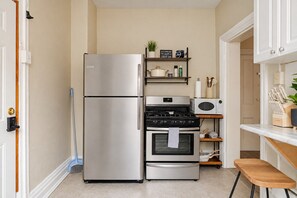 Feel right at home with everything you need to prepare your favorite meals.