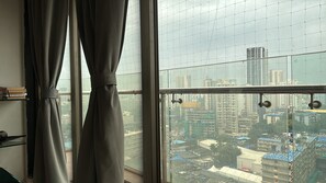 Interior - Chic tower in enjoyable higher floor Mumbai view with fitness room, AC (Mumbai)
