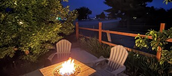 3 bedroom apartment right by airport