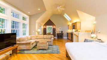 Iron/ironing board, free WiFi, bed sheets, wheelchair access