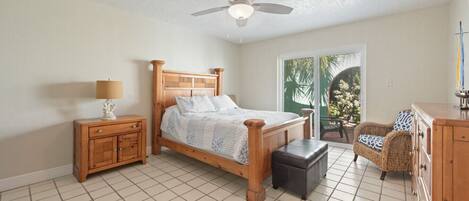 4 bedrooms, desk, iron/ironing board, travel cot