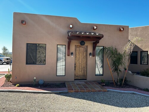 Desperatehills Casita one bedroom full kitchen and corral