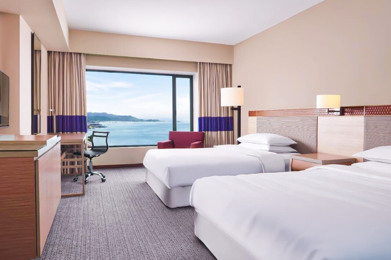 Grand Twin Room | In-room safe, desk, free WiFi