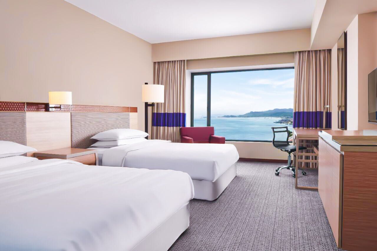 Deluxe Twin Room | In-room safe, desk, free WiFi