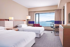 Habitación Deluxe con 2 camas individuales | Caja de seguridad en la habitación, escritorio y wifi gratis