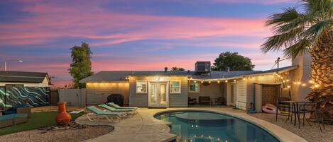 Outdoor pool, a heated pool