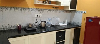  Charis Guest House 2 bed/1 bath near Guruvayur in Kunnamkulam