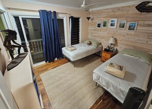 3 habitaciones, tabla de planchar con plancha, wifi y ropa de cama 