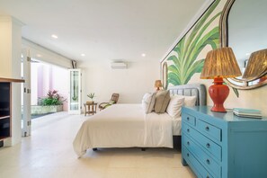 1 soverom, safe på rommet, strykejern/-brett og wi-fi (inkludert)