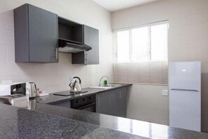 Cots/infant beds - Hotel 224 & Apartments (Pretoria)