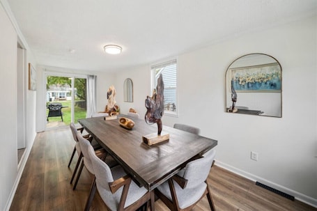 Dining. Group Ready 4BR near OSU w/ Fire Pit & Wet Bar