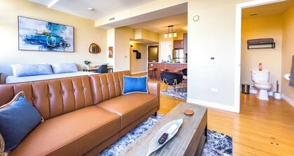 River Views and FREE Parking!