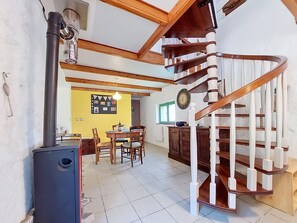 Interior - La Longère by Interhome (Ploudaniel)