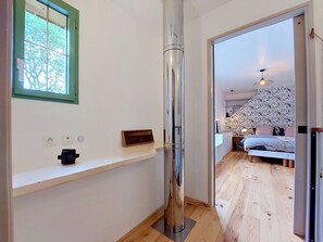 2 bedrooms, desk, Internet - La Longère by Interhome (Ploudaniel)