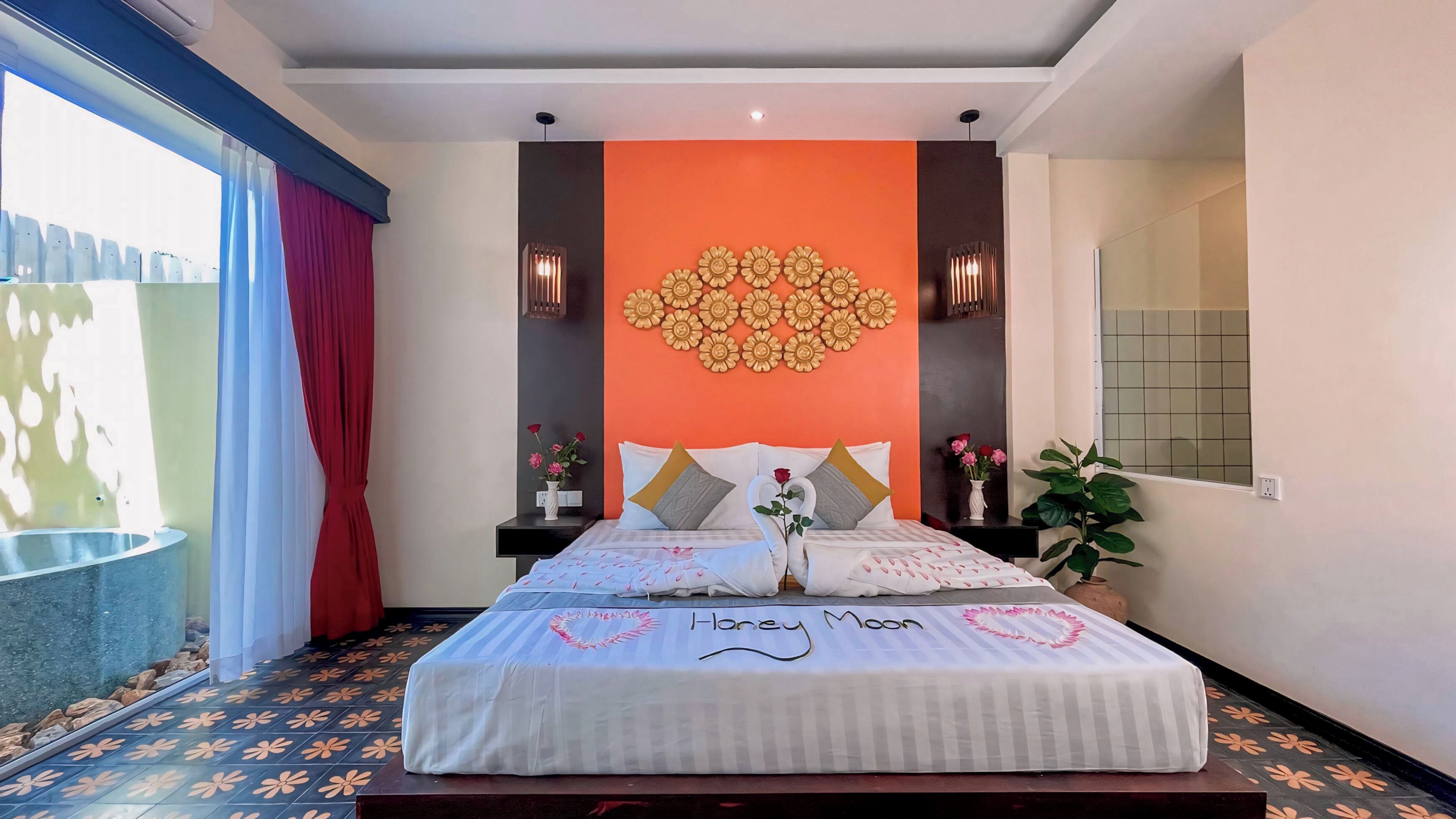 Caja de seguridad en la habitación y escritorio 