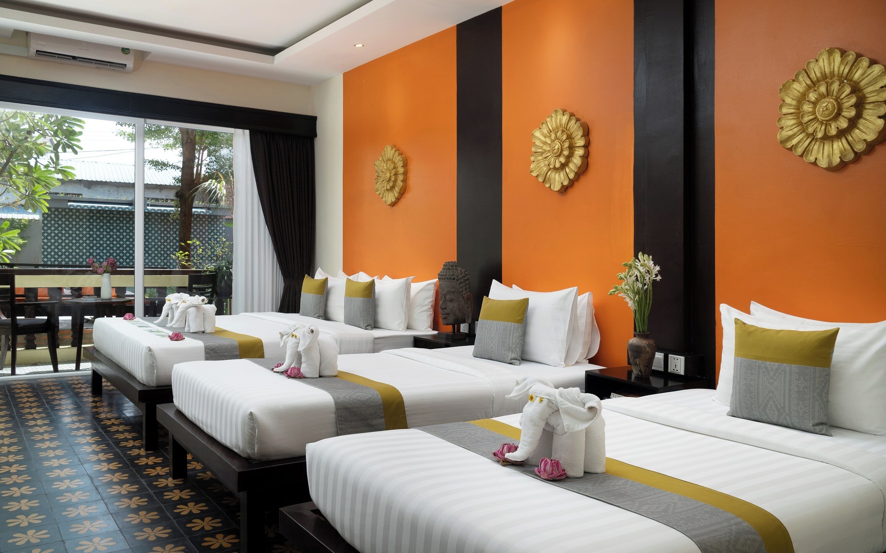 Family Suite With Balcony Pool View - Free Bus Station Pick Up | In-room safe, desk, laptop workspace, blackout curtains